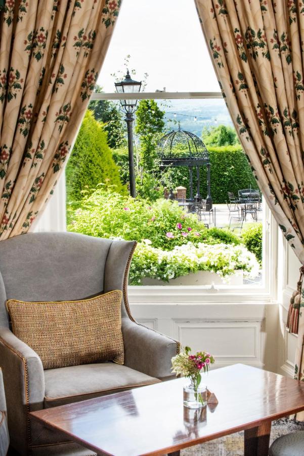 Roundthorn Country House & Luxury Apartments 펜리스 외부 사진