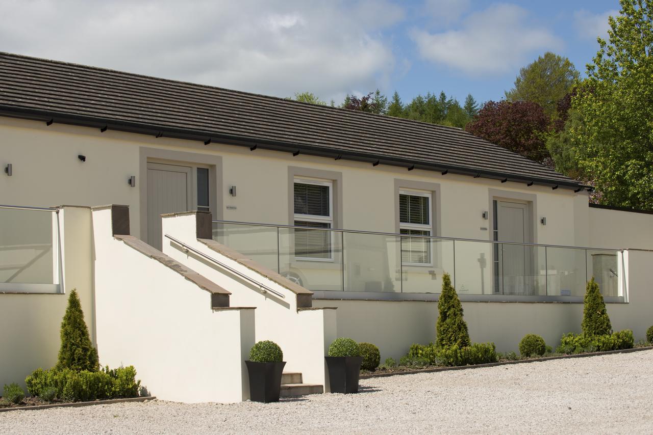 Roundthorn Country House & Luxury Apartments 펜리스 외부 사진