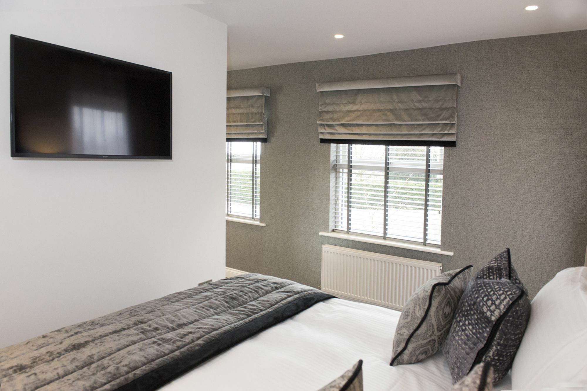 Roundthorn Country House & Luxury Apartments 펜리스 외부 사진